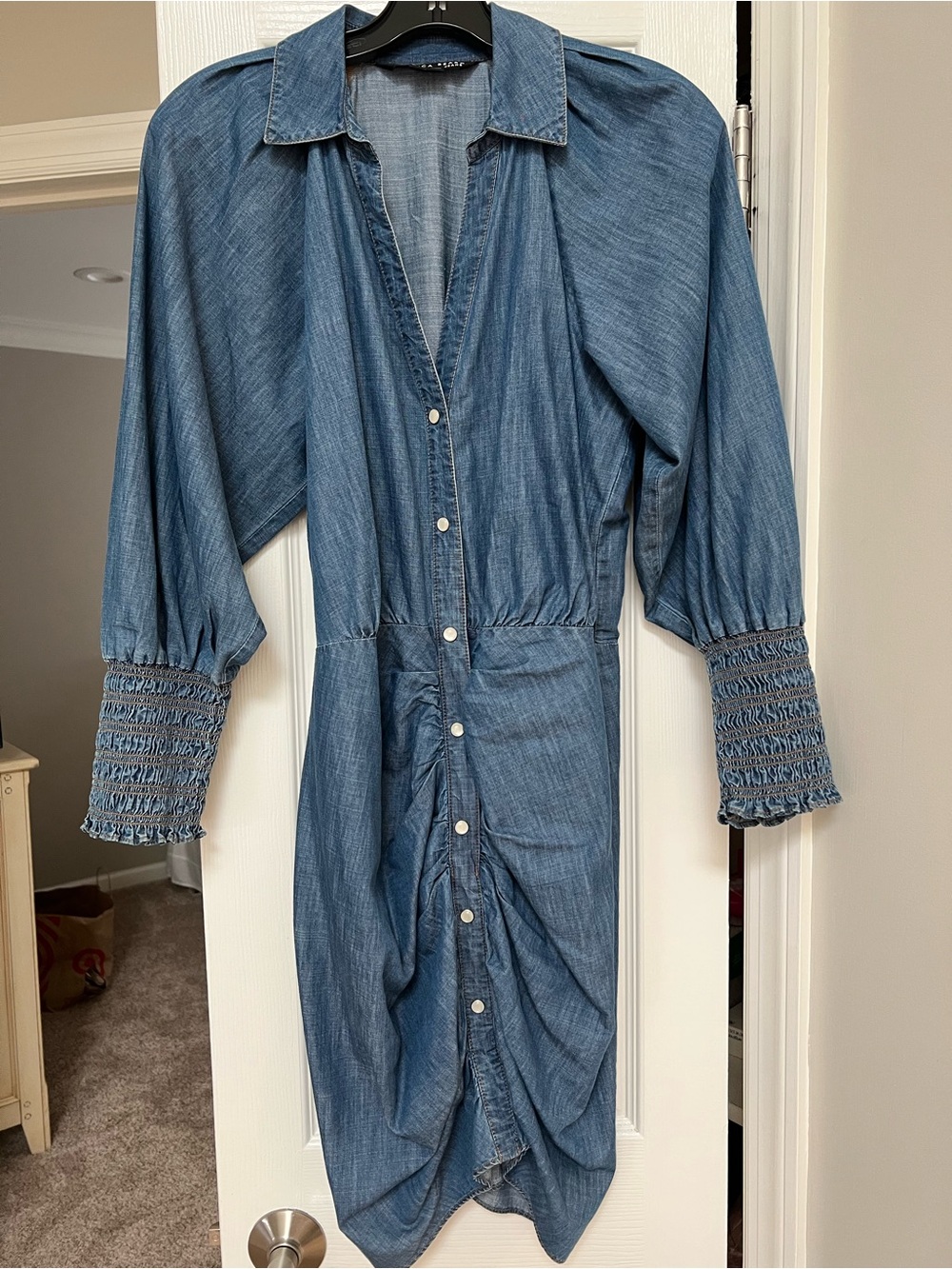 Veronica Beard Size 10 Denim snap/hidden zipper front Dress with Smocked Cuffs -